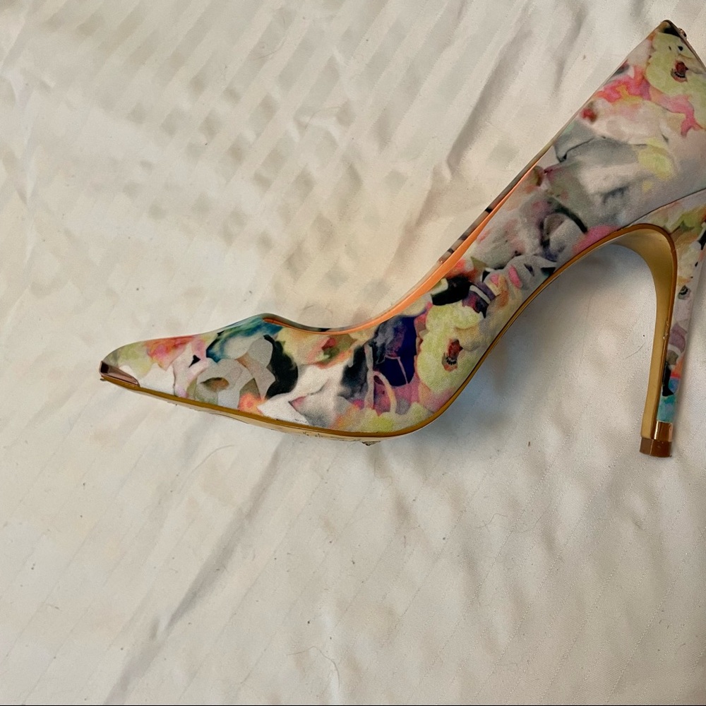 Ted Baker London Multicolor Floral Heels - Picture 10 of 15